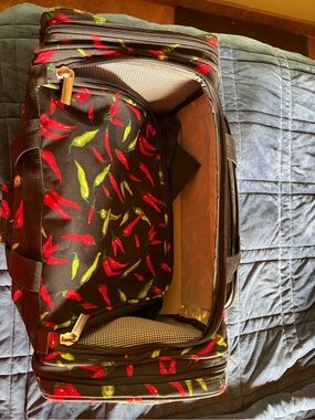 Black Chili Pepper Print Travel Duffle Bag - Unbranded